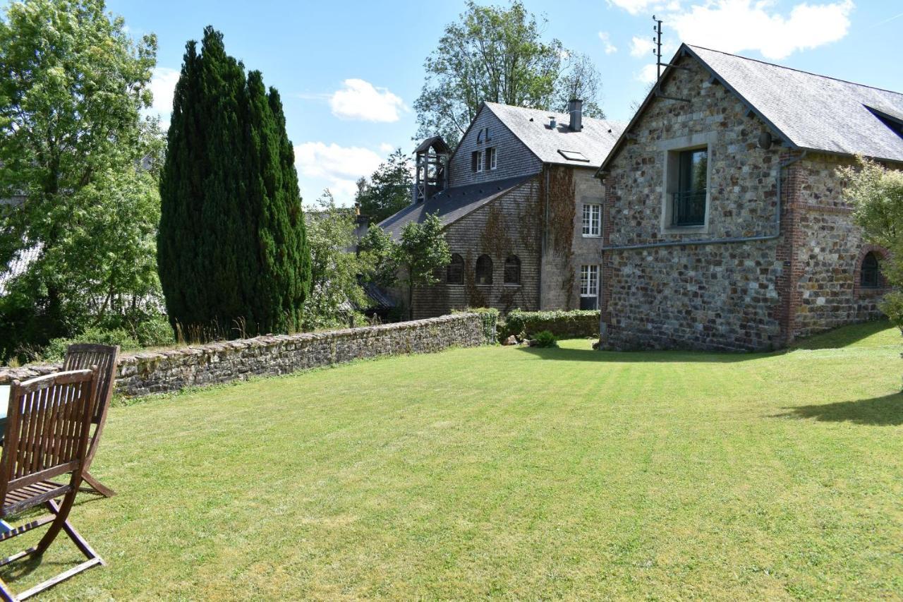 Gites In Le Neufbourg -Mortain 外观 照片