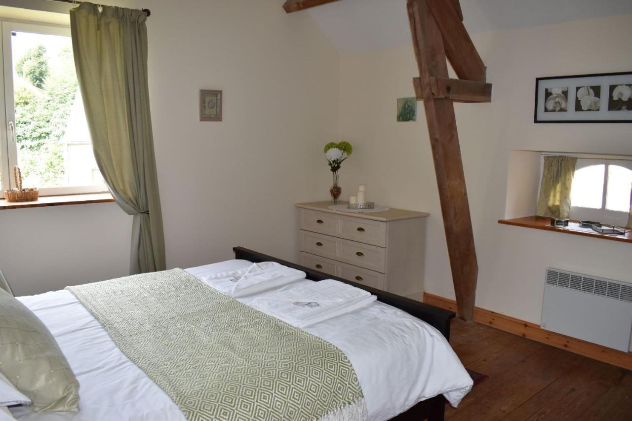 Gites In Le Neufbourg -Mortain 外观 照片