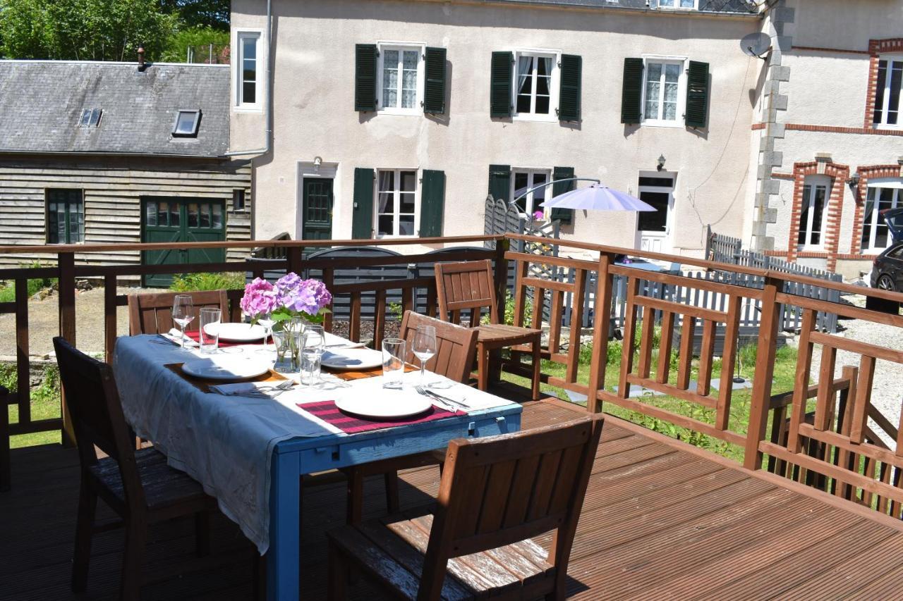 Gites In Le Neufbourg -Mortain 外观 照片